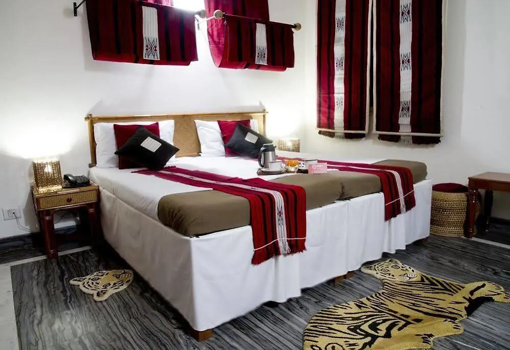 Oyo Premium Plaza Tower Hotel Gurgáon 3*,  India
